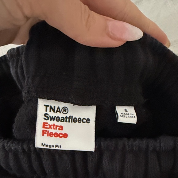 Aritzia Black Sweatpants - Picture 2 of 3